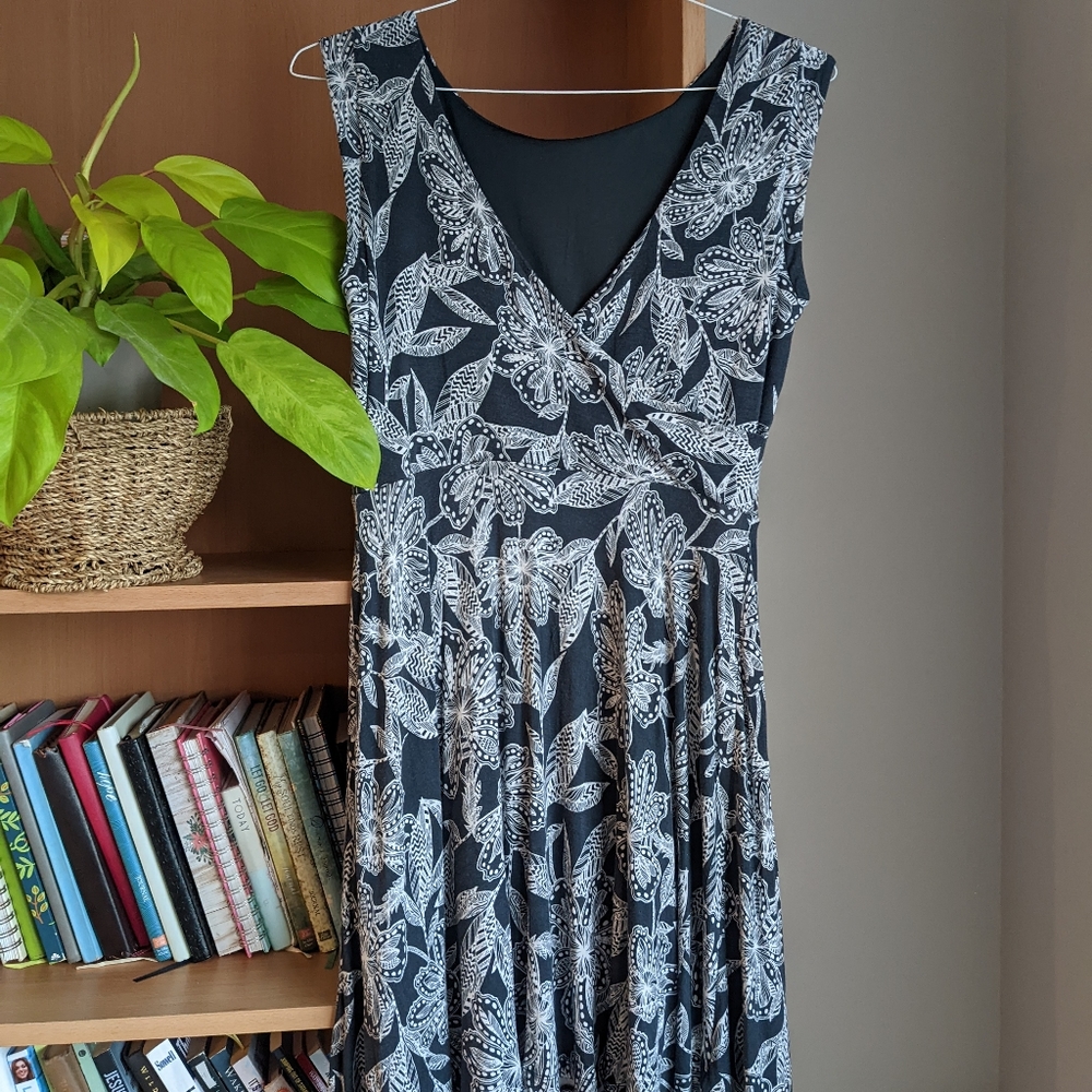 LOFT Elegant dress